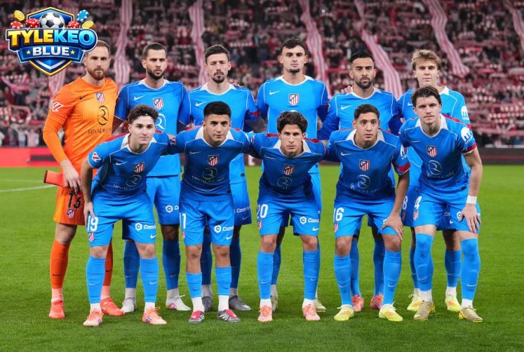 Các cầu thủ Atlético Madrid ăn mừng bàn thắng trong trận đấu tại La Liga